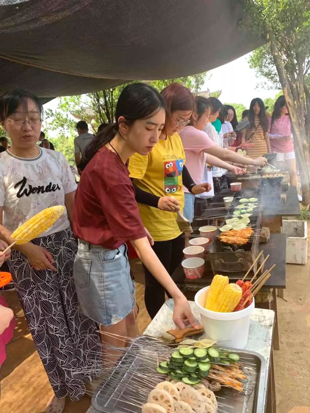 巨精團(tuán)建 | 打卡后官湖濕地公園，頂住高溫出來燒烤的都是真愛呀~